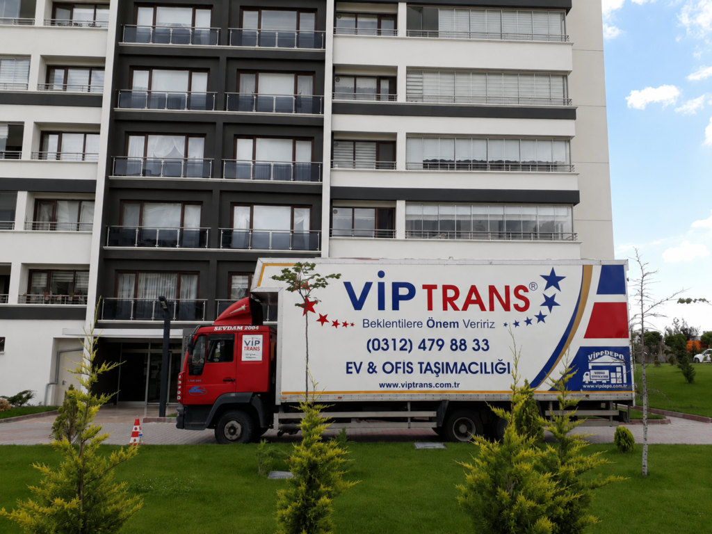 Ankara evden eve nakliyat hizmeti sunan Vip Trans Nakliyat ekibi